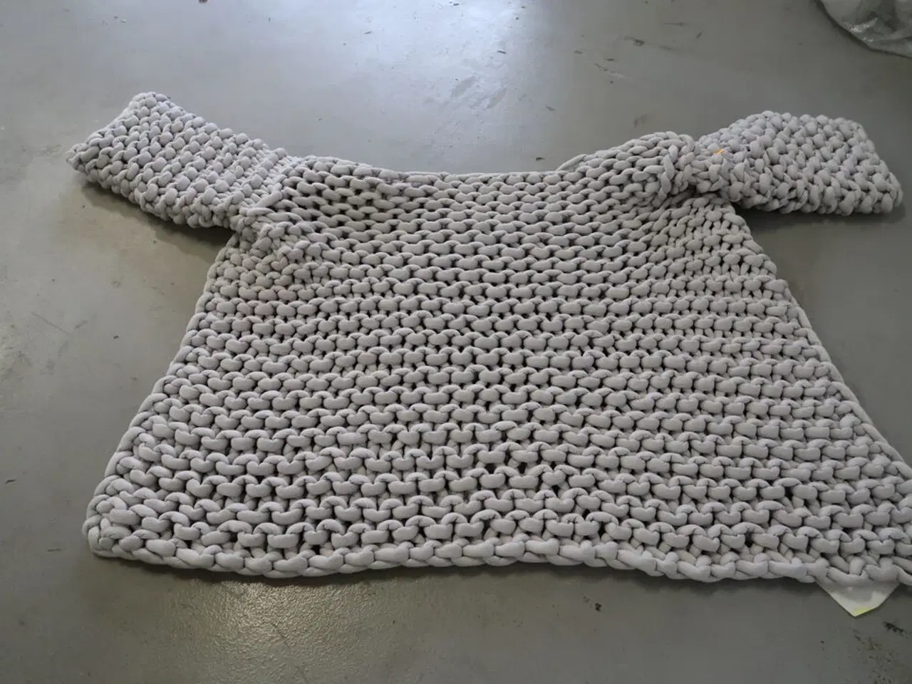 Billede 3 - Stumtjener samt vægtæppe