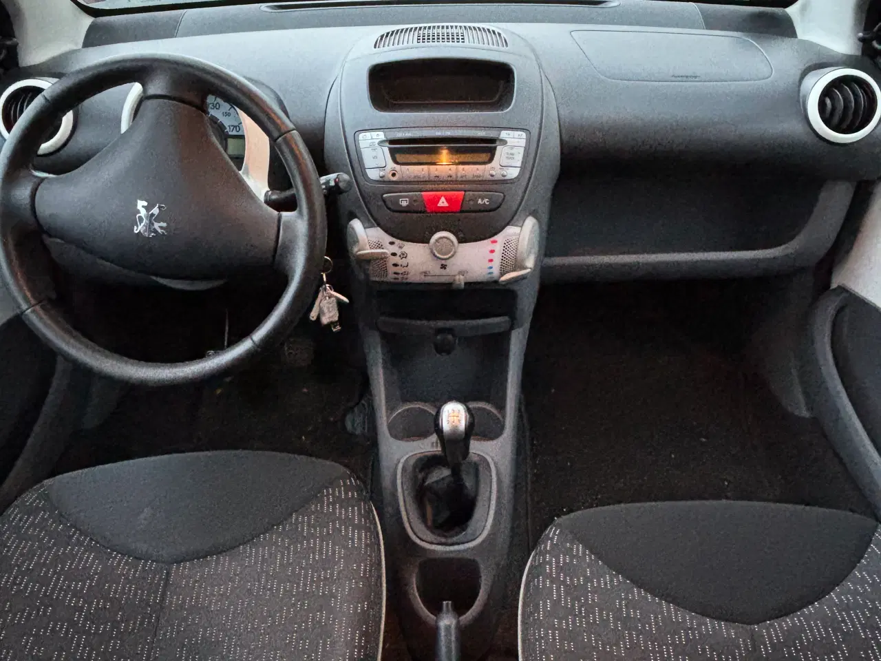 Billede 6 - Nysynet 107 årg 12’ lav Km