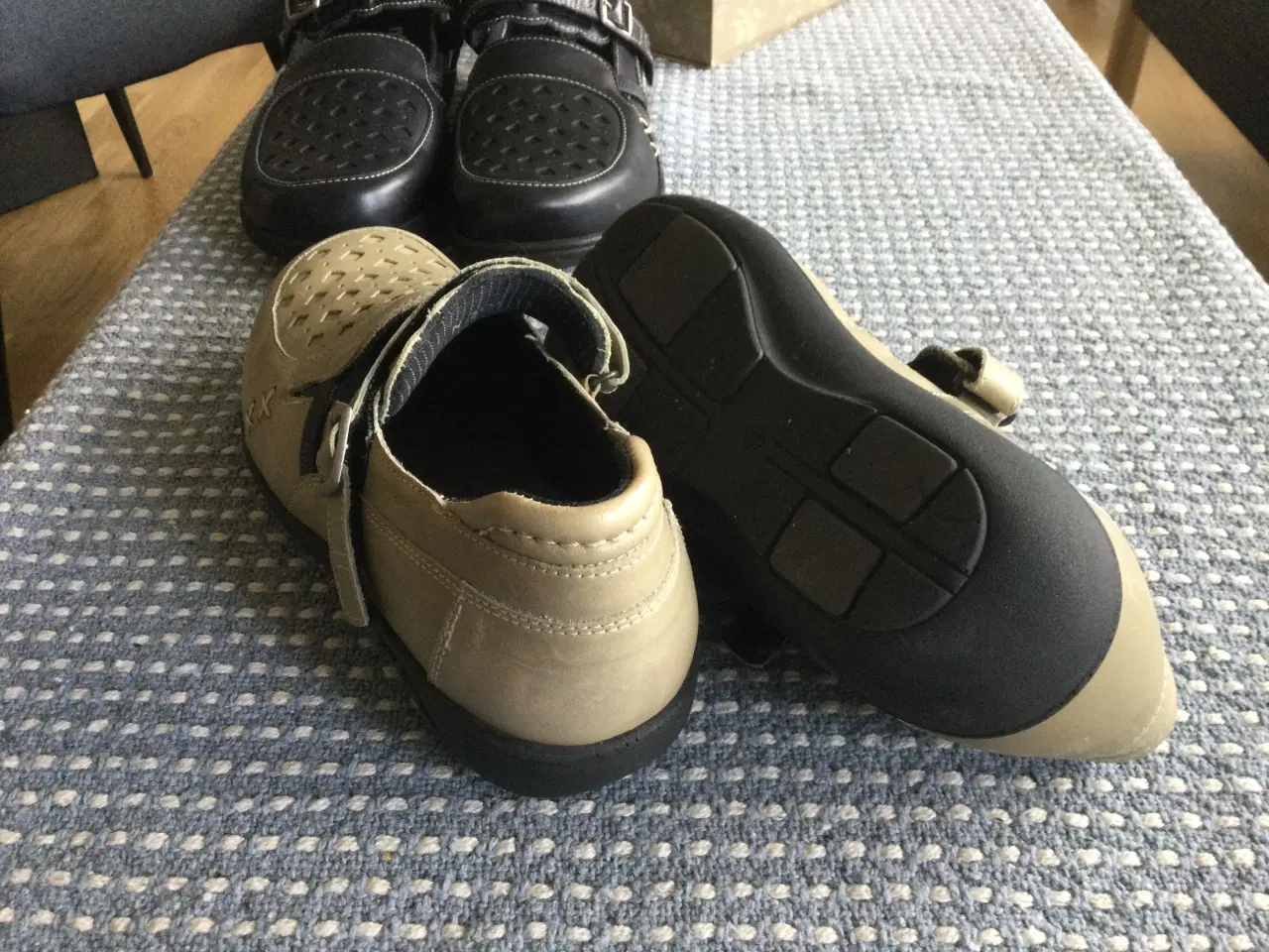 Billede 3 - New feet og Kalveness sko