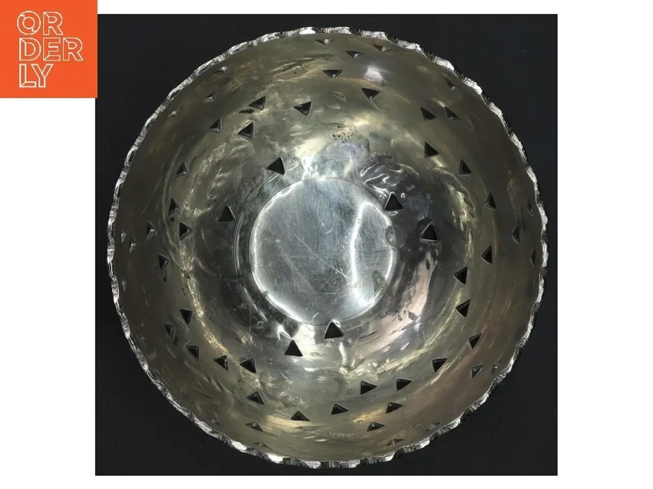 Billede 2 - Tung Metalskål med indviklet mønster (str. Ø 14x7 cm)