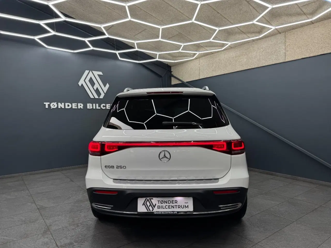 Billede 17 - Mercedes EQB250  Progressive 7prs