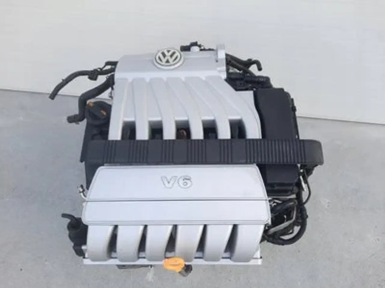 Billede 1 - VW Passat 3.2 FSI  AXZ Motor VR6