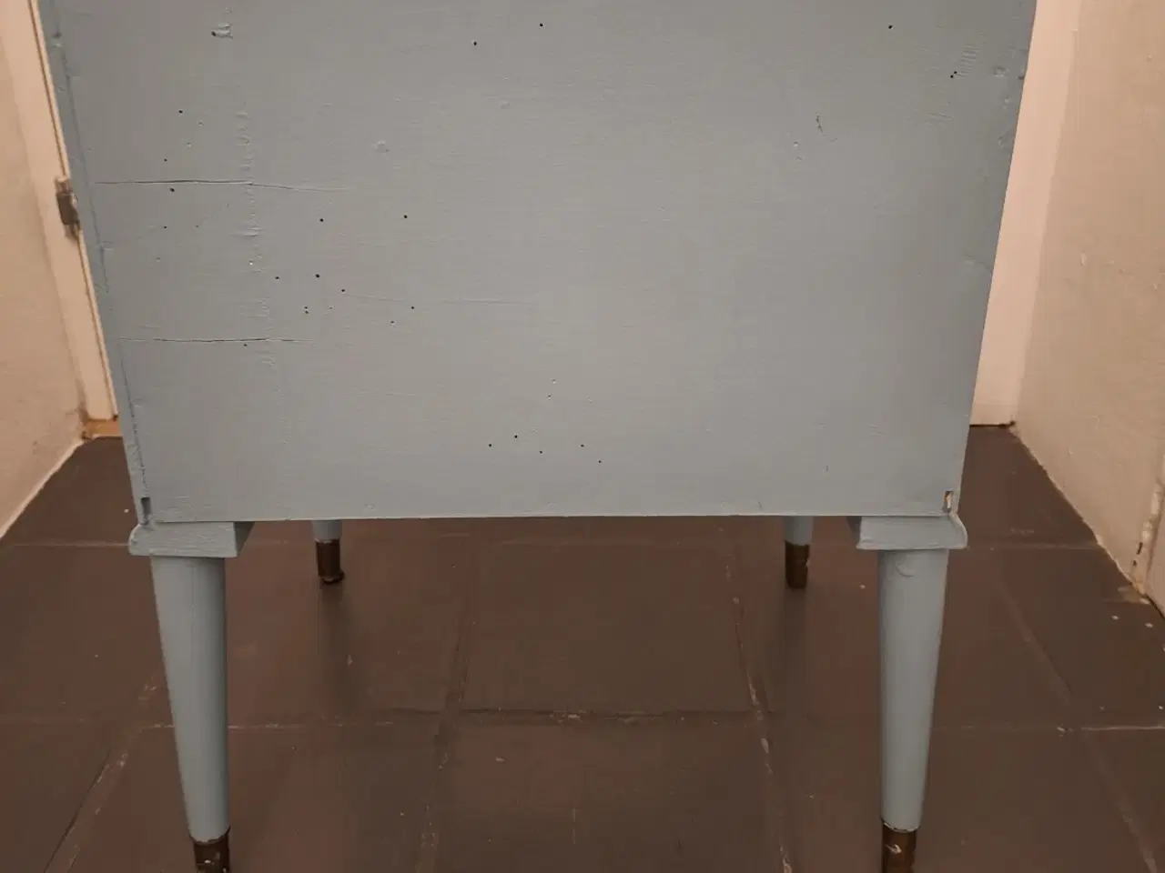 Billede 4 - Sengebord sælges