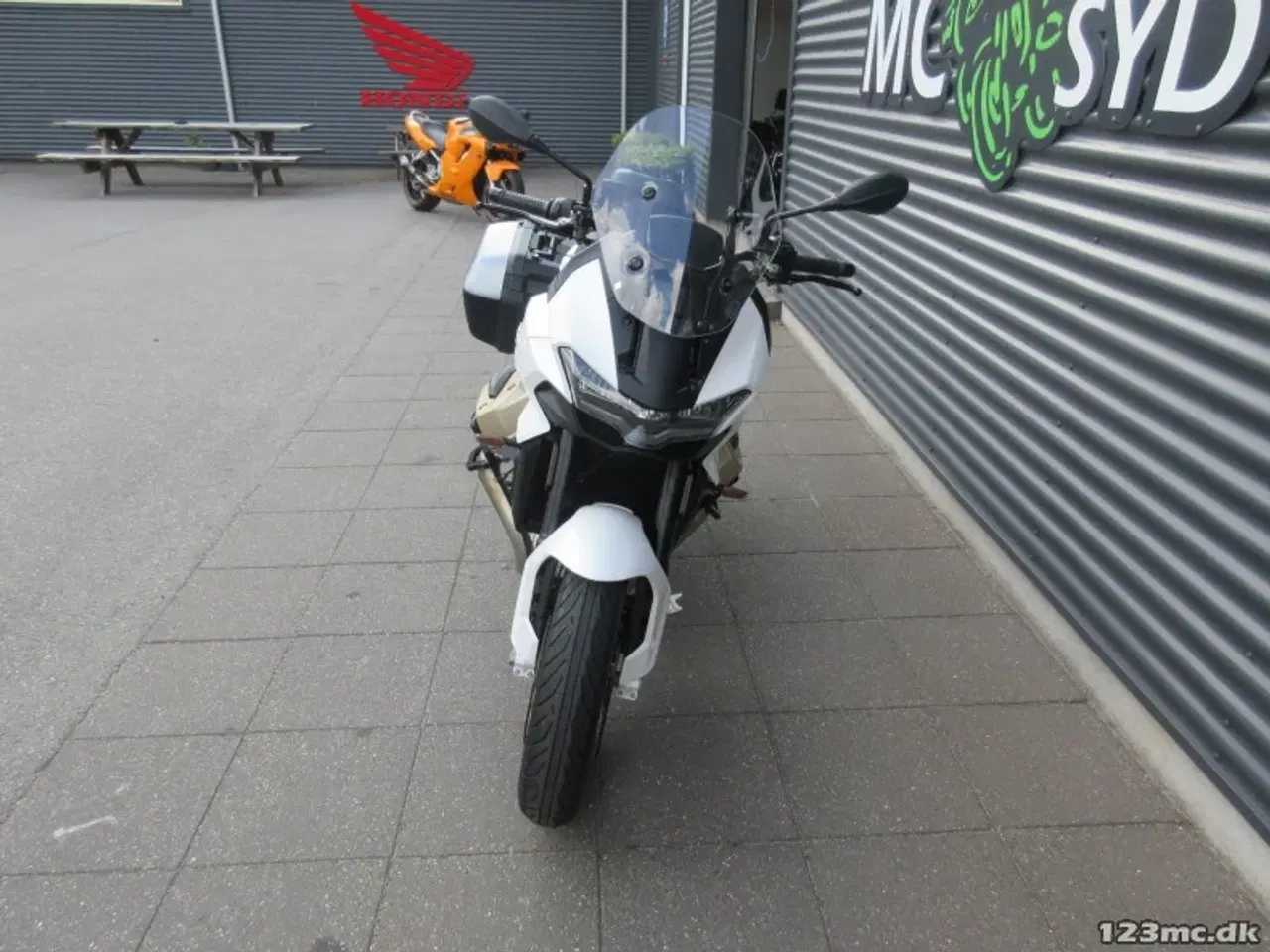 Billede 12 - Moto Guzzi V100 Mandello MC-SYD       BYTTER GERNE