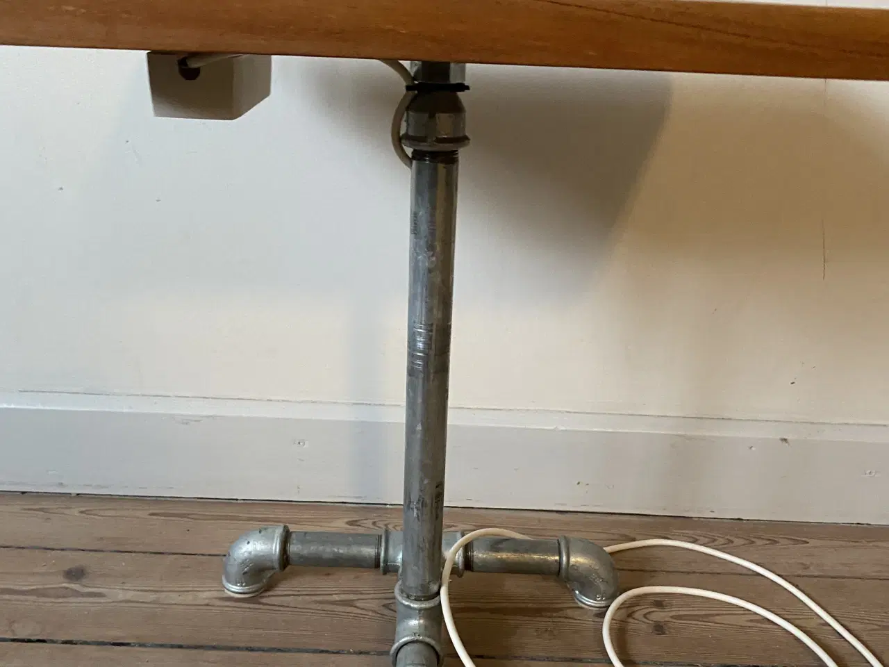 Billede 2 - Lille bord / sengebord