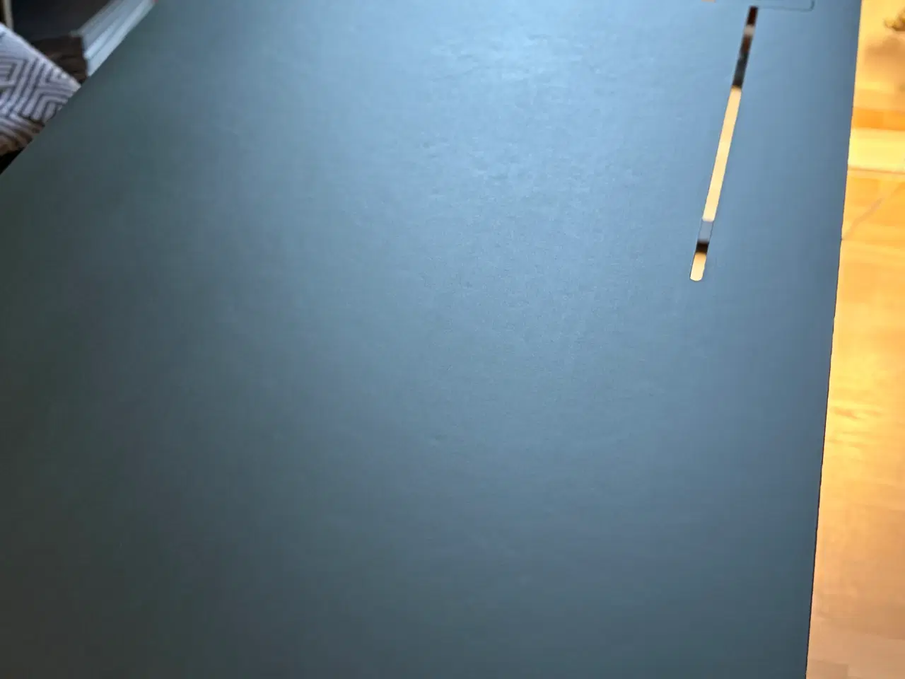 Billede 2 - Stort Hæve-sænkebord i grønt linolium