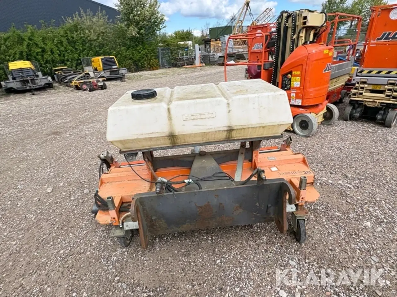 Billede 5 - Kost med opsamler Bema 20