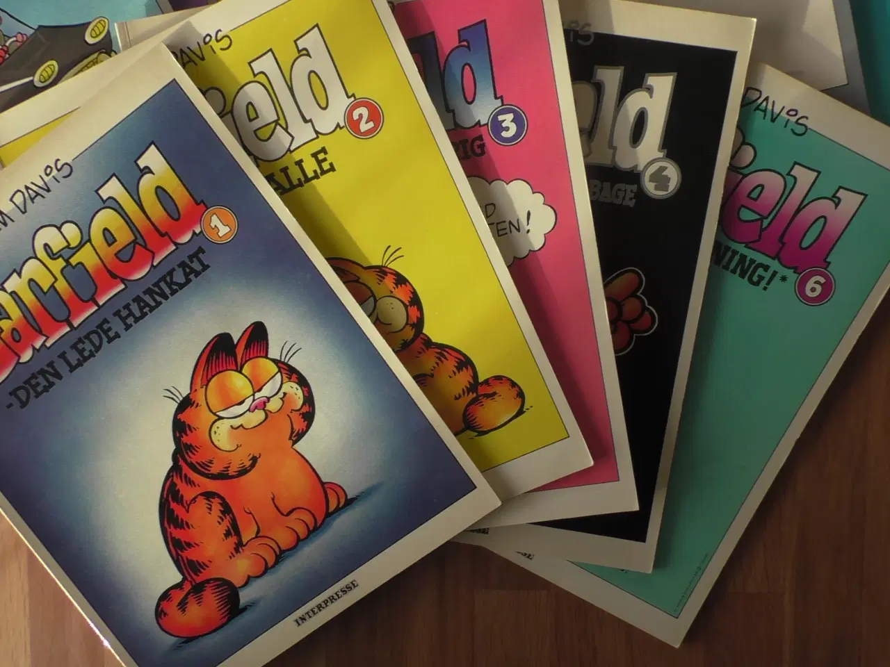 Billede 2 - Tegneserier albums Garfield momsemor Melvis