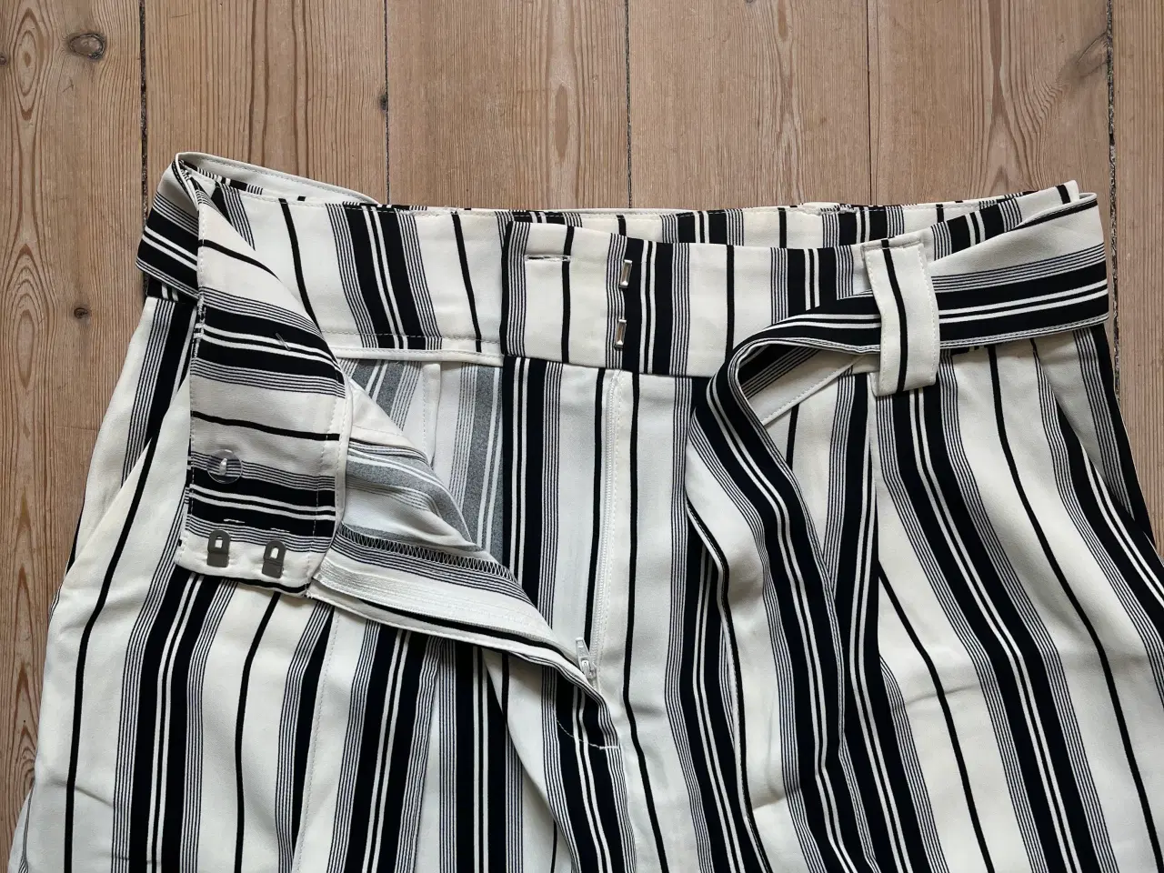 Billede 2 - Shorts