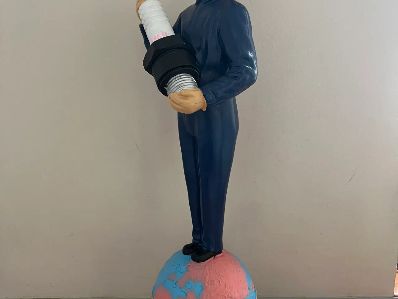 Billede 2 - Rigtig stor Bosch reklame figur