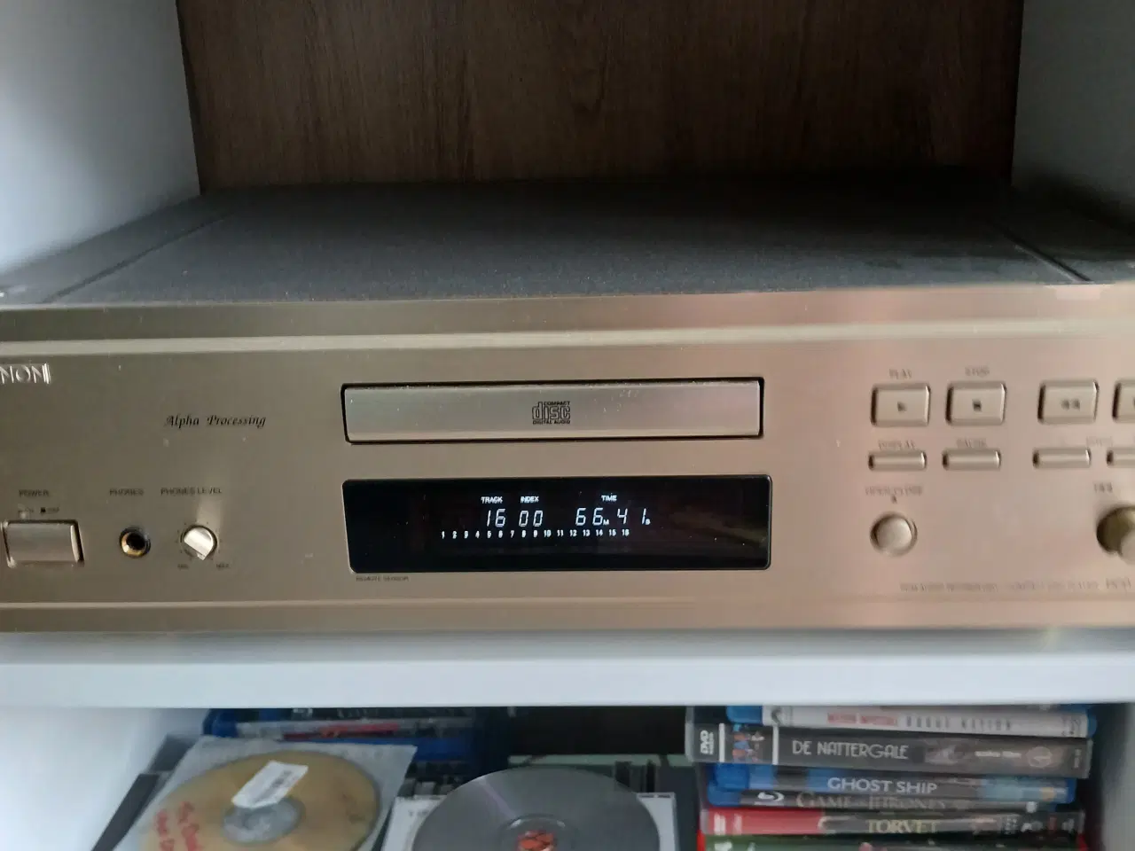 Billede 1 - sælges Denon  cd  afspiller med fjernbetjening