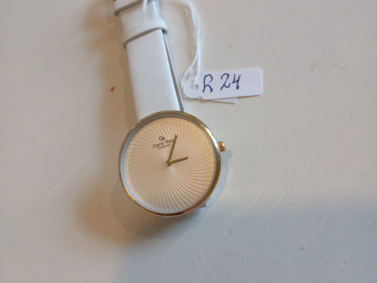 Billede 1 - Carly Rex Denmark  Dameur (R24)