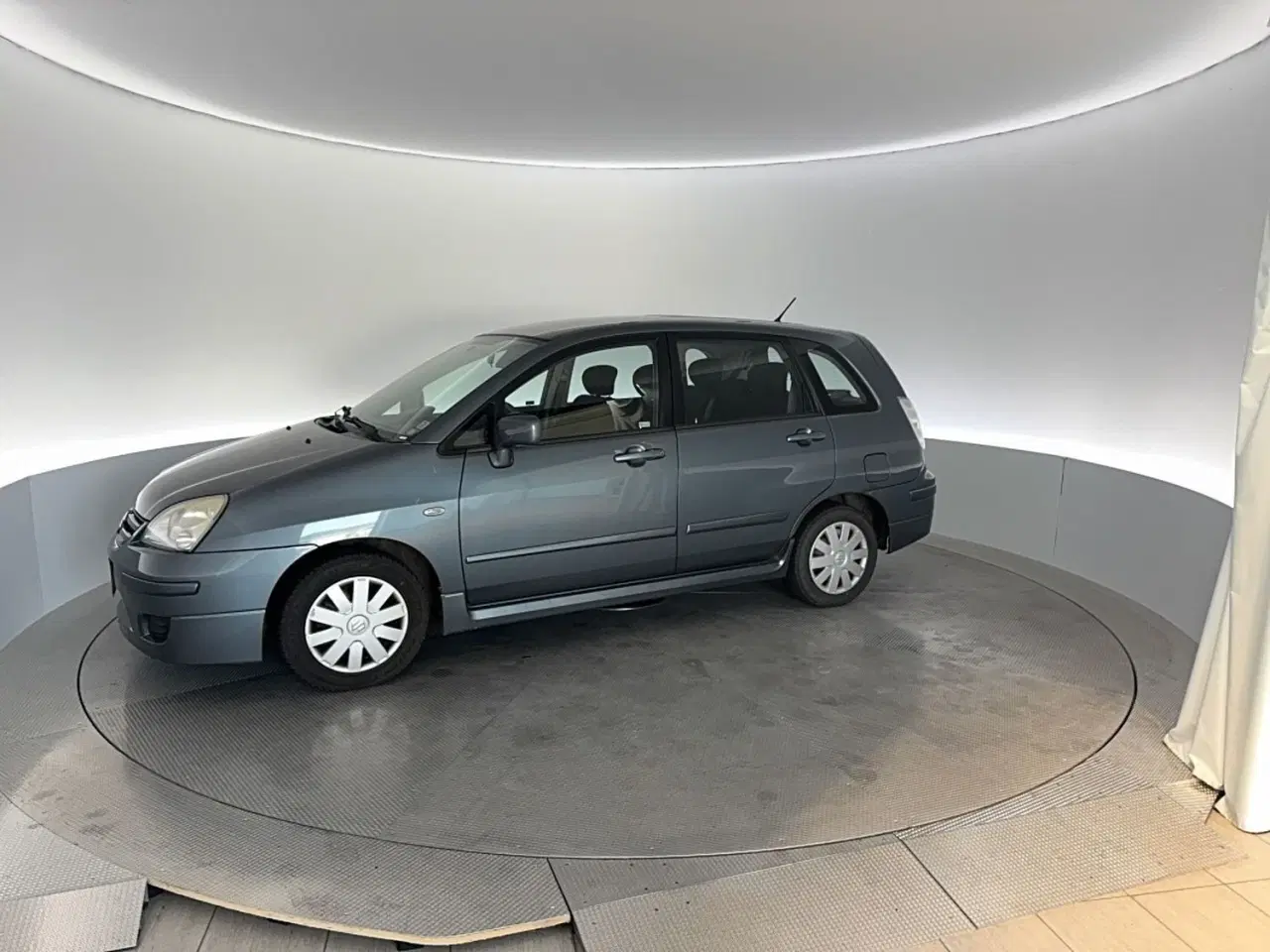 Billede 3 - Suzuki Liana 1,6 GL aut.
