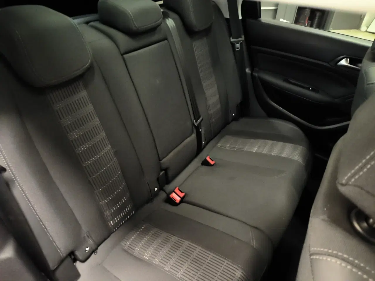 Billede 15 - Peugeot 308 1,6 BlueHDi 120 Allure Sky