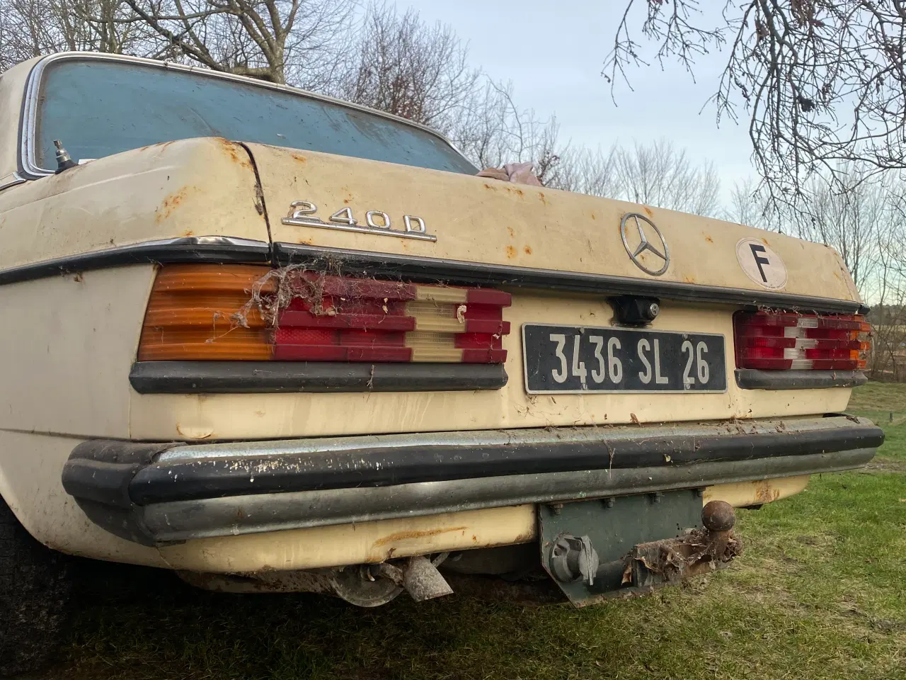 Billede 3 - Mercedes w123 