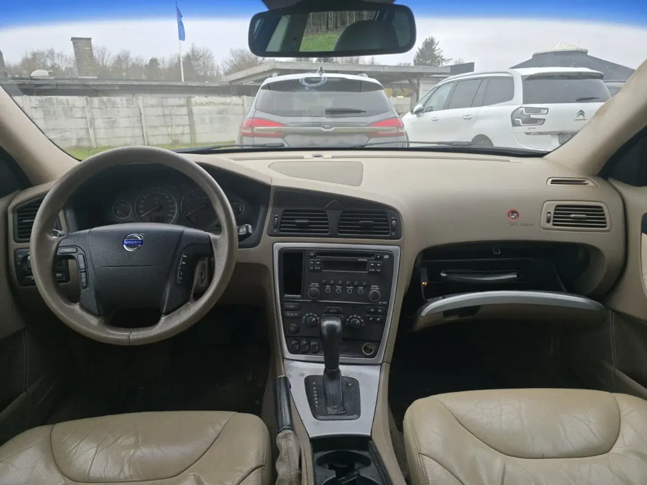 Billede 2 - Volvo V70 2,4 170 Momentum aut.