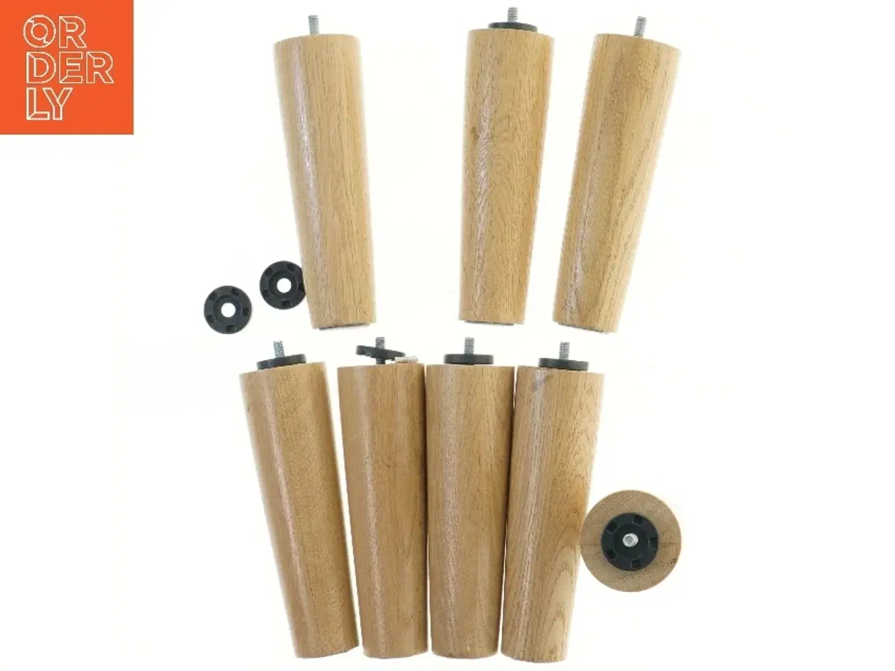 Billede 2 - Træmøbelben med beslag (str. 20,5 cm)