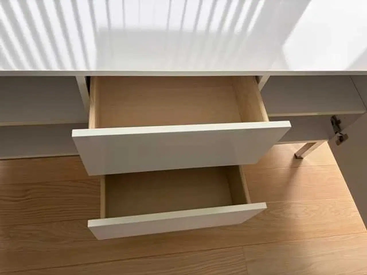 Billede 5 - ILVA skænk hvid højglans