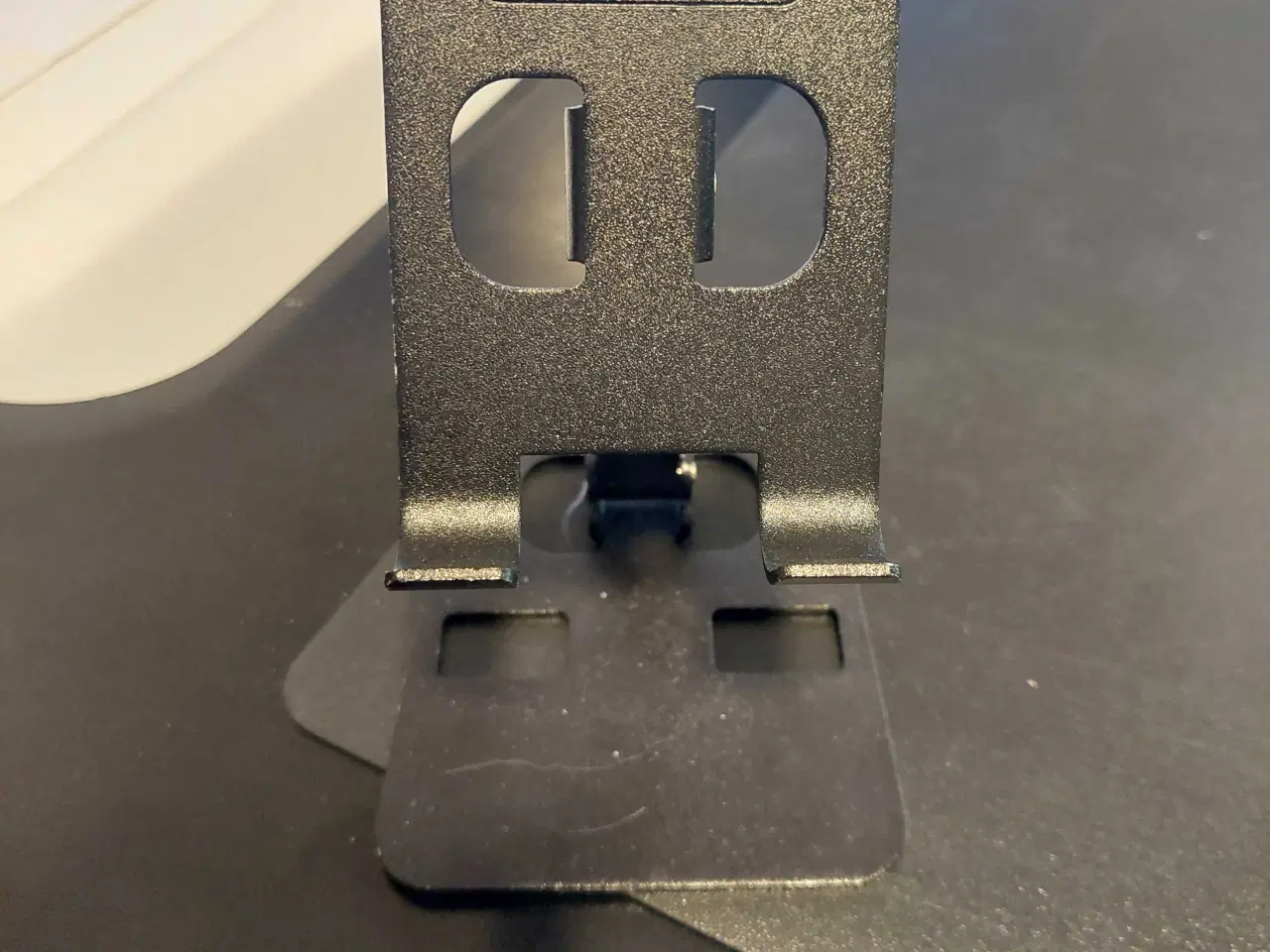 Billede 3 - Justerbar allu tlf og tabletholder