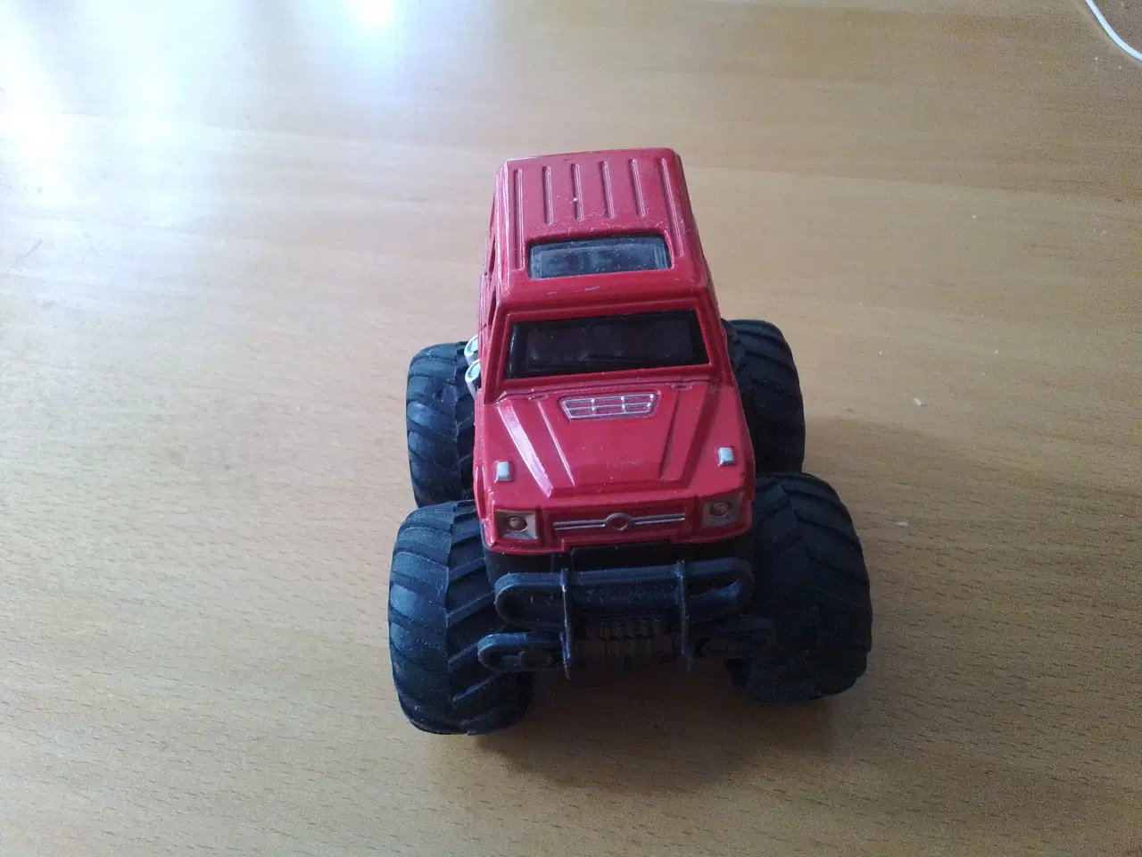 Billede 1 - Monsterbil i metal