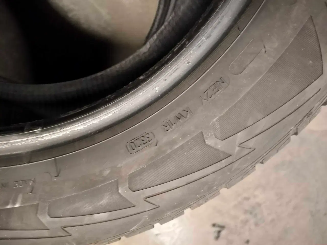 Billede 2 - Goodyear Ultra Grip 225/65-17