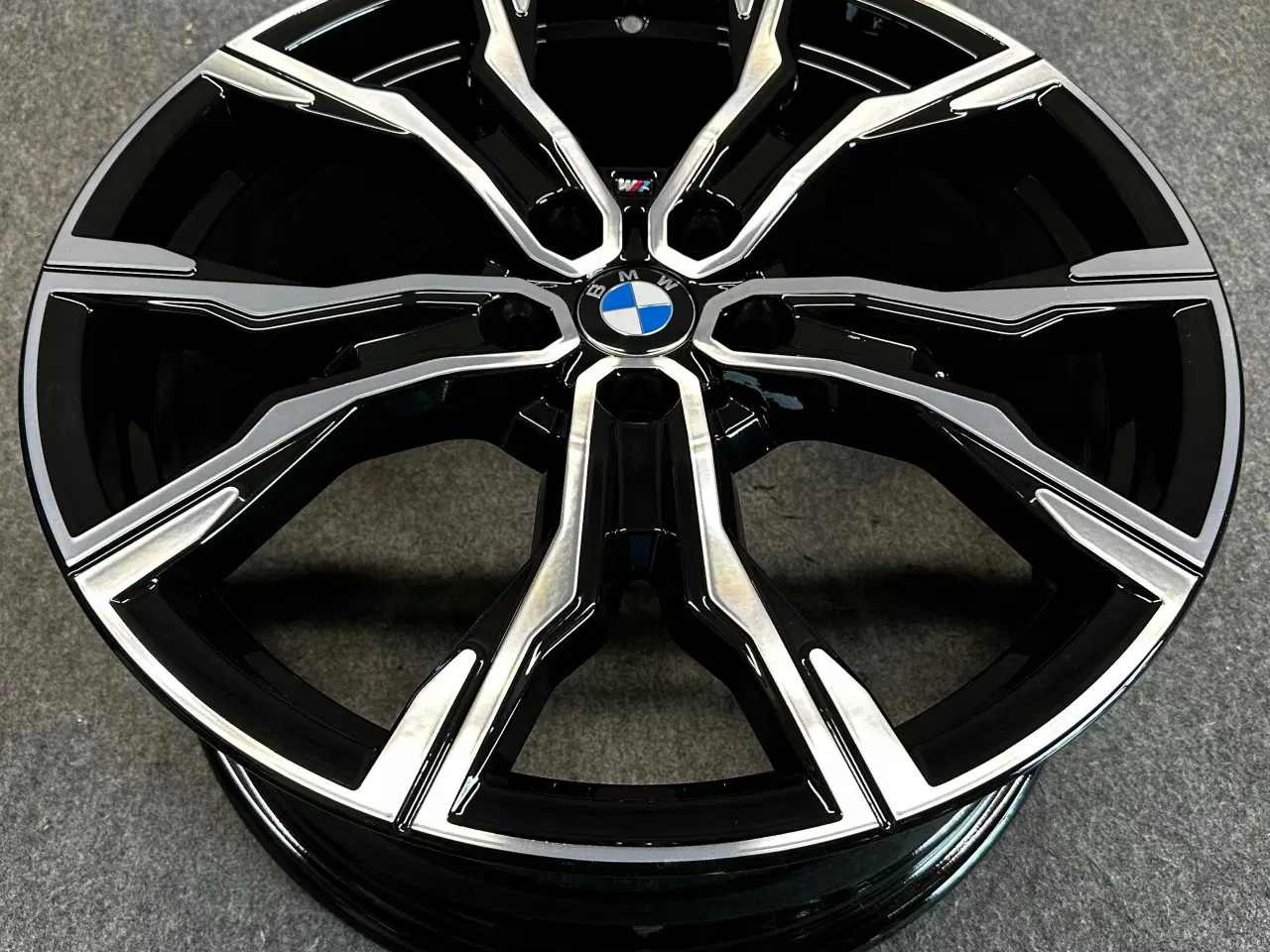 Billede 1 - BMW X1 F48 X2 F39 816 8.0" x 19" 5x112 ET 47