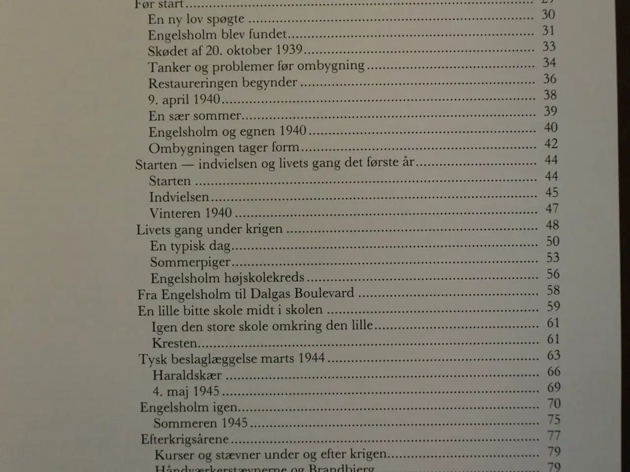 Billede 2 - 50 år med engelsholm højskole, af jørgen andresen 