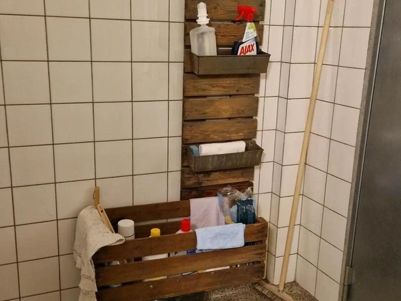 Billede 10 - 225m² lejemål ledigt 1/4 2026. Masser af udnyttelsesmuligheder..