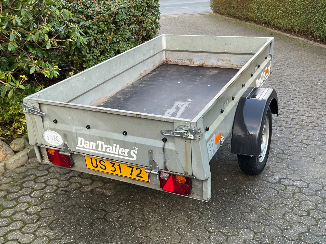 Billede 4 - Hobbytrailer med papir og nummerplade.