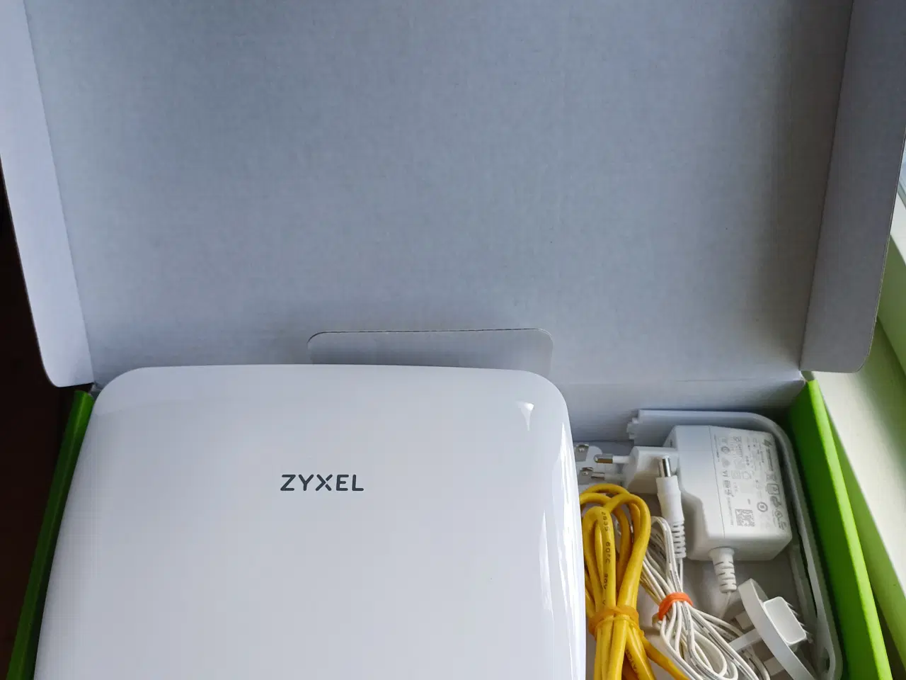 Billede 2 - 4G⚪Zyxel LTE3316-M604, til simkort, +VOIP.