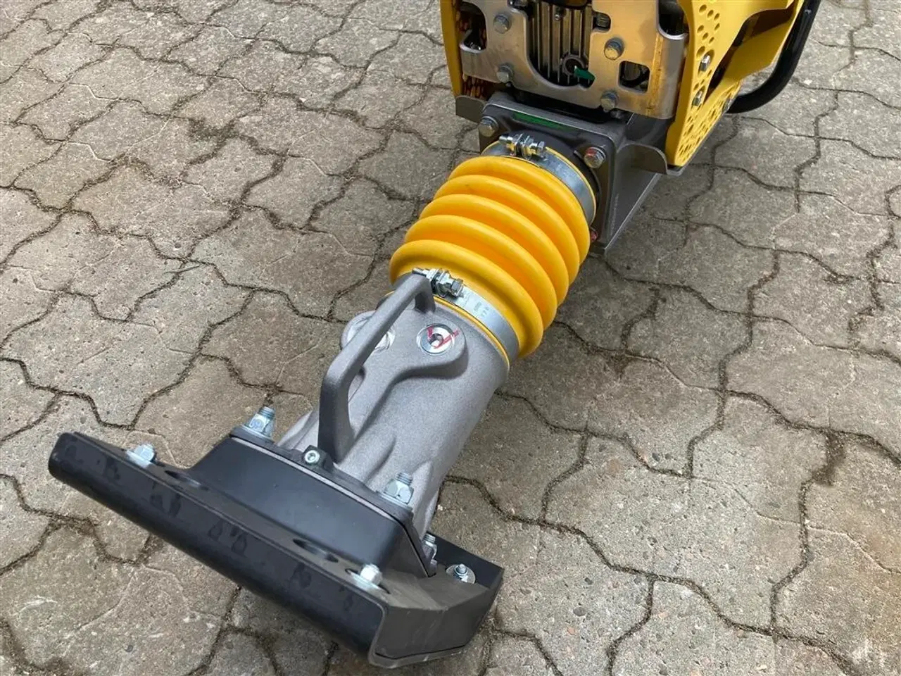 Billede 13 - Bomag BT 60 Stamper/jordloppe med Honda GXR120 benzinmotor