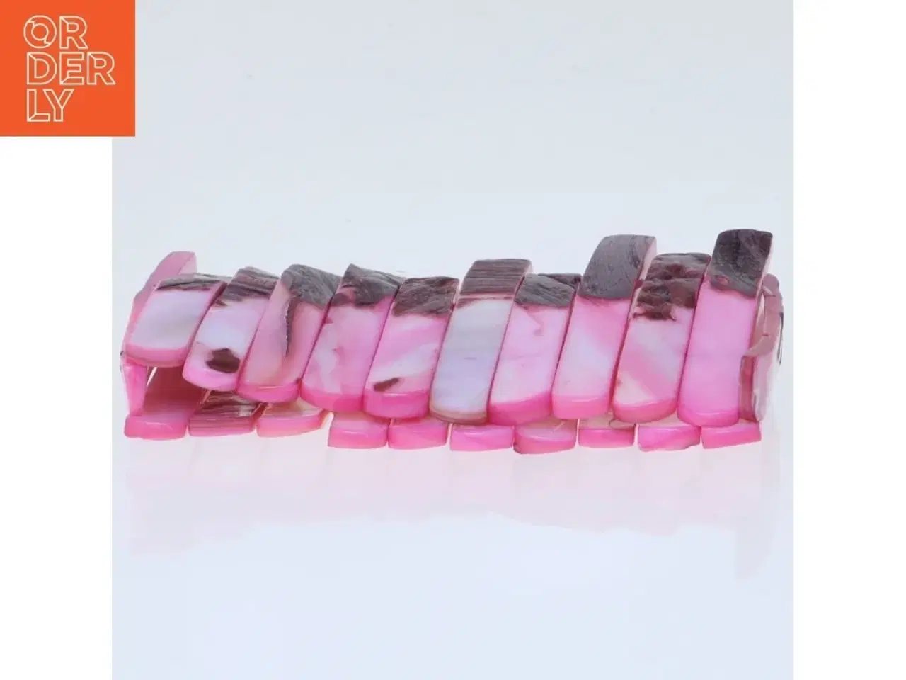 Billede 4 - Pink armbånd i perlemor (str. 16 cm)