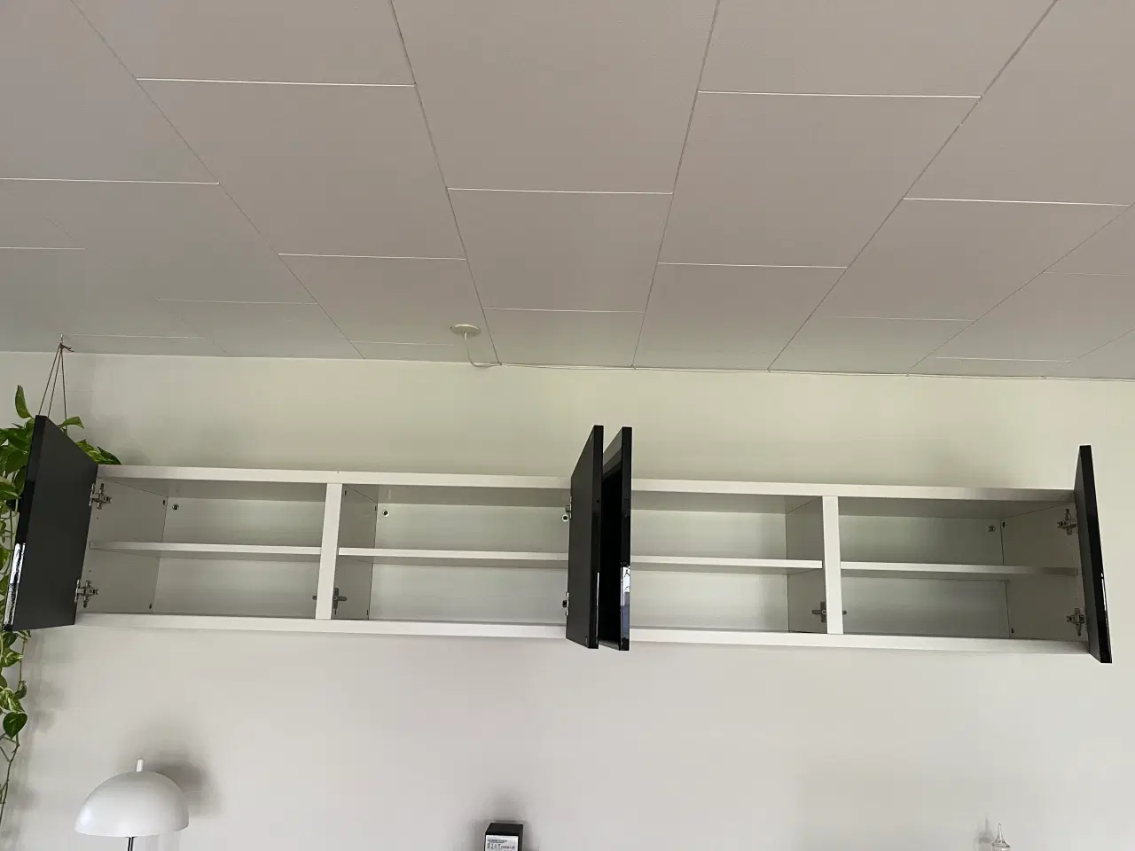 Billede 2 - Ikea skab