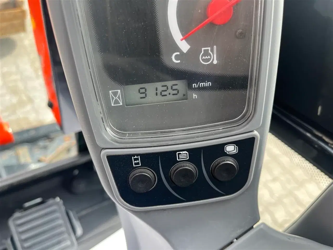 Billede 11 - Kubota KX019-4 tiltman og 3 skovle kun kørt 912timer