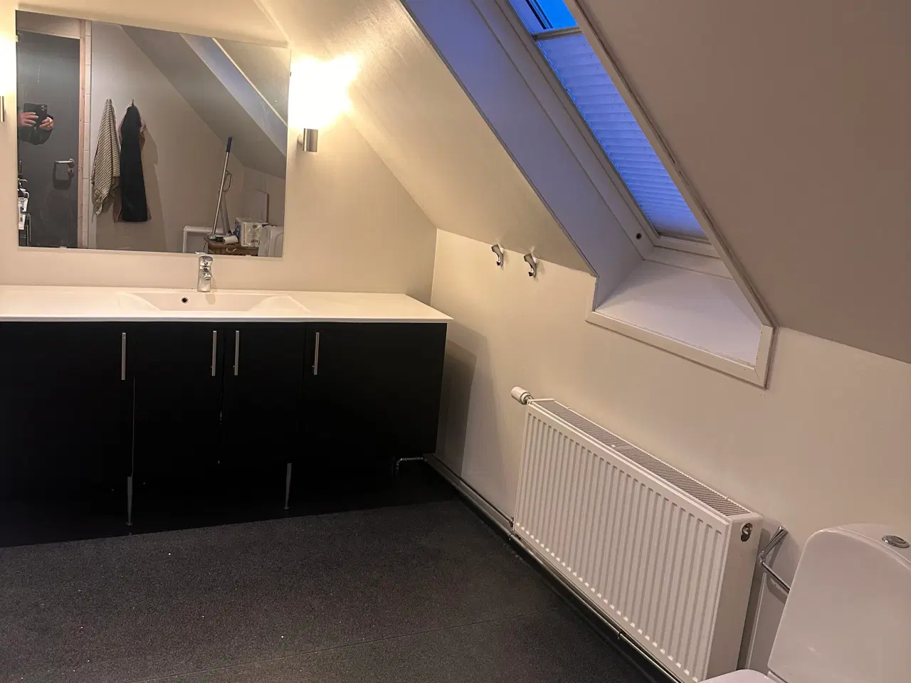 Billede 8 - Badeværelses arrangement 