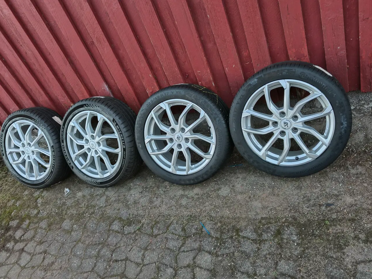 Billede 5 - Vw alufælge med sommerdæk 225/45/17"5x112