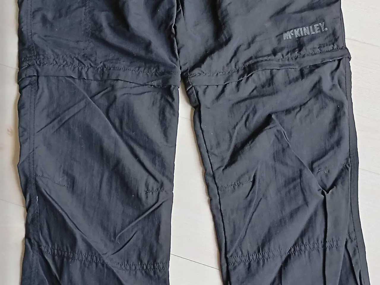 Billede 1 - Fritidsbukser / shorts. McKinley.Zip off 