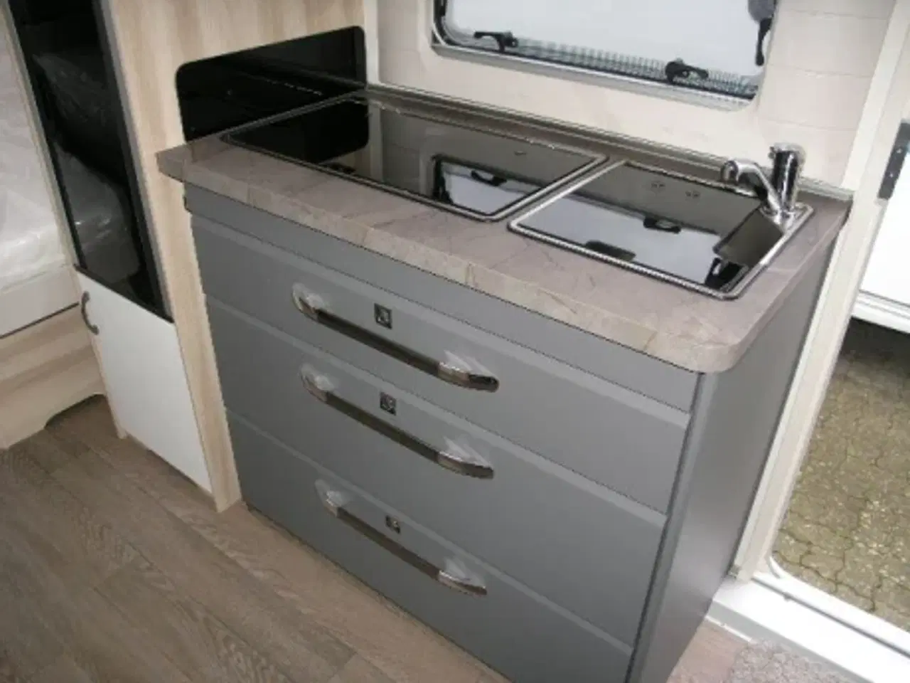 Billede 11 - Hobby De Luxe 495 UL