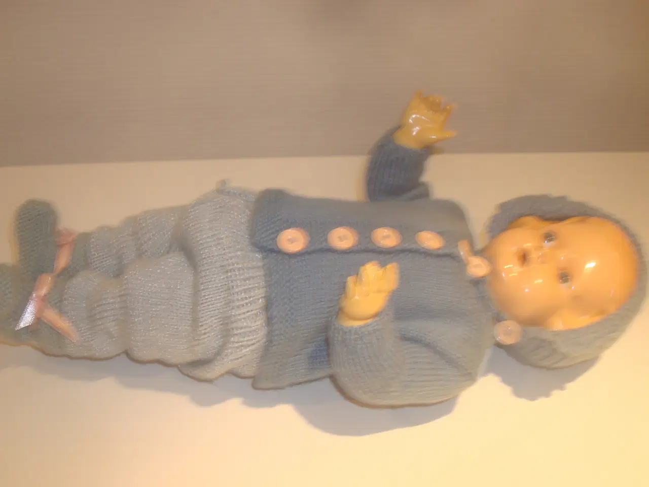 Billede 2 - GL PERFEKT DUKKE FULDT PÅKLÆDT ant 40 erne,SÅ SMUK