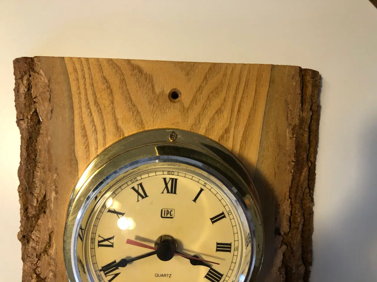 Billede 8 - Skibsur og barometer i messing på planke