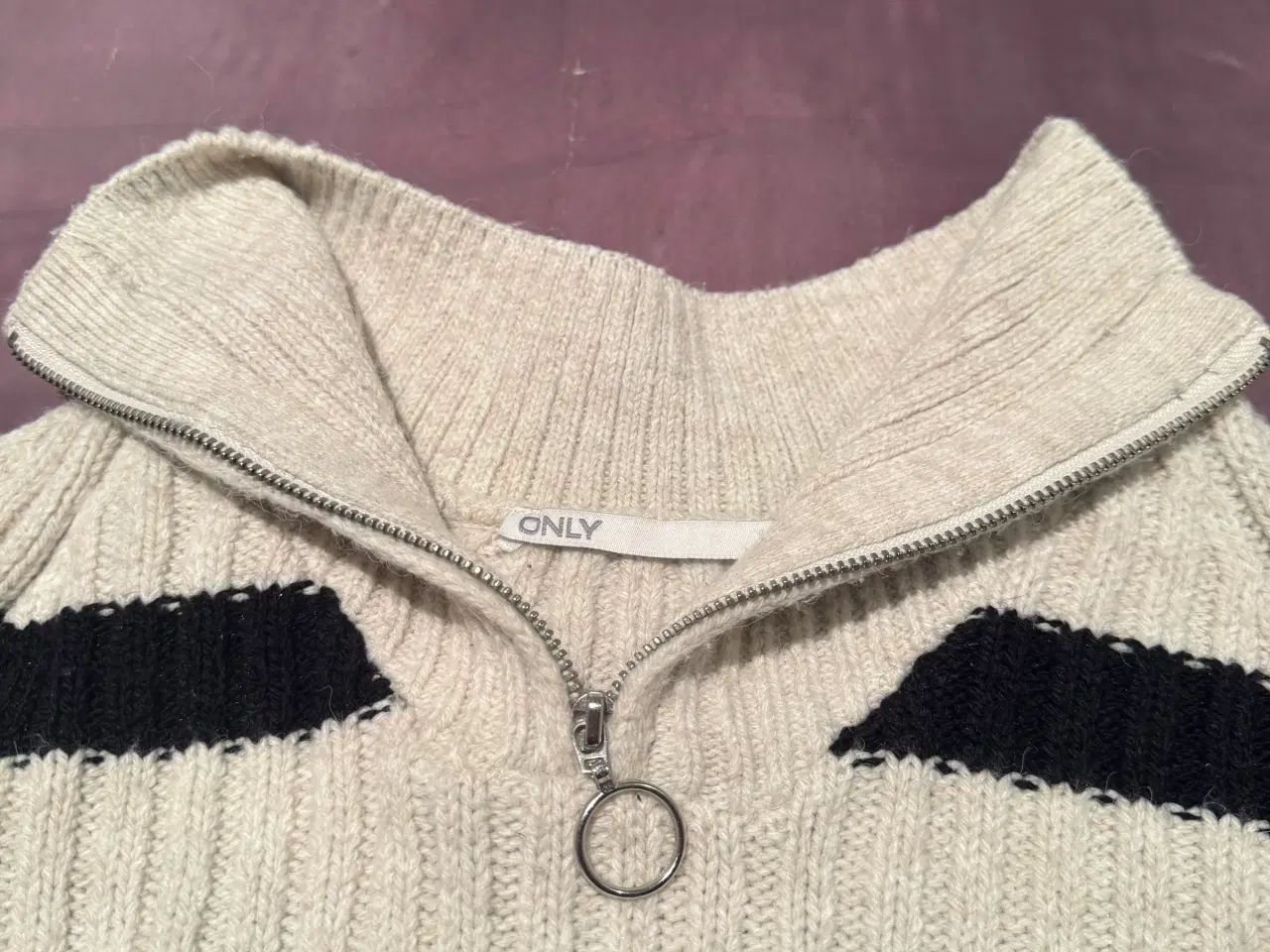 Billede 2 - Only strik sælges 