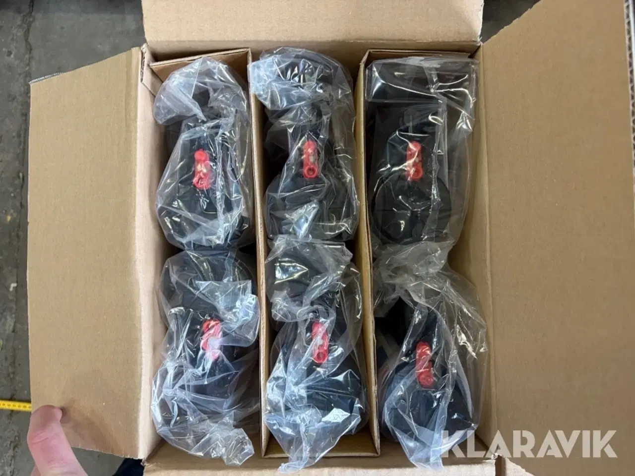 Billede 6 - Spartelmasse 3M Filler 6 kasser med 6 flasker i hver kasse