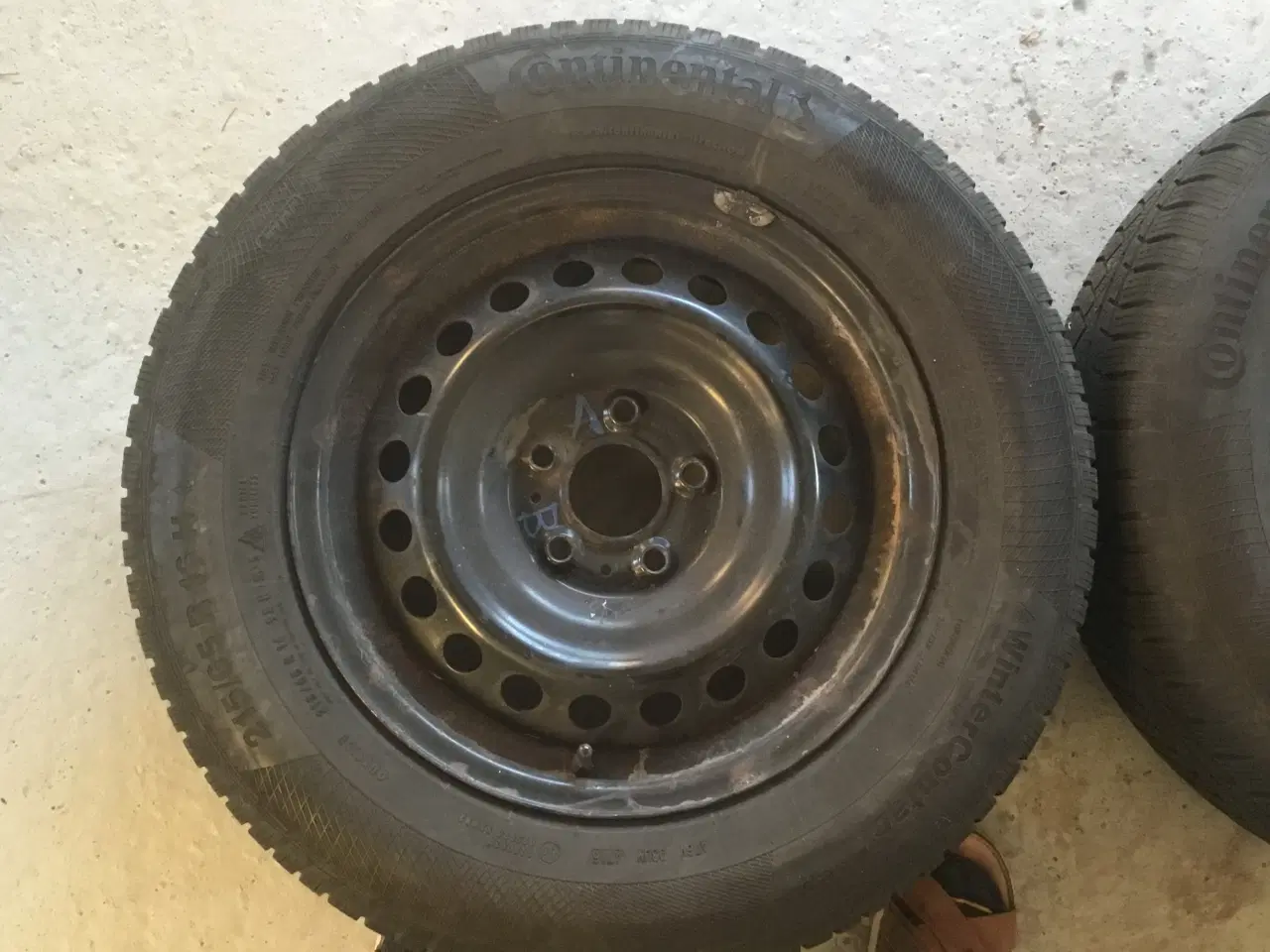Billede 3 - Vinterdæk 215/65 R 16 H.  Bolt afstand 5x114,3. Me