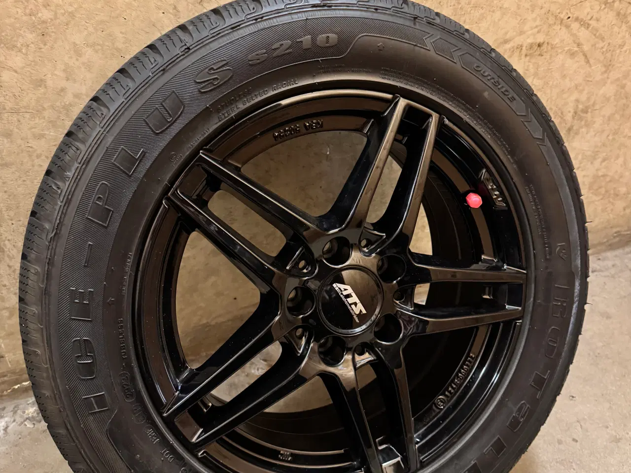 Billede 1 - Ats 16" Alufælge med vinterdæk 