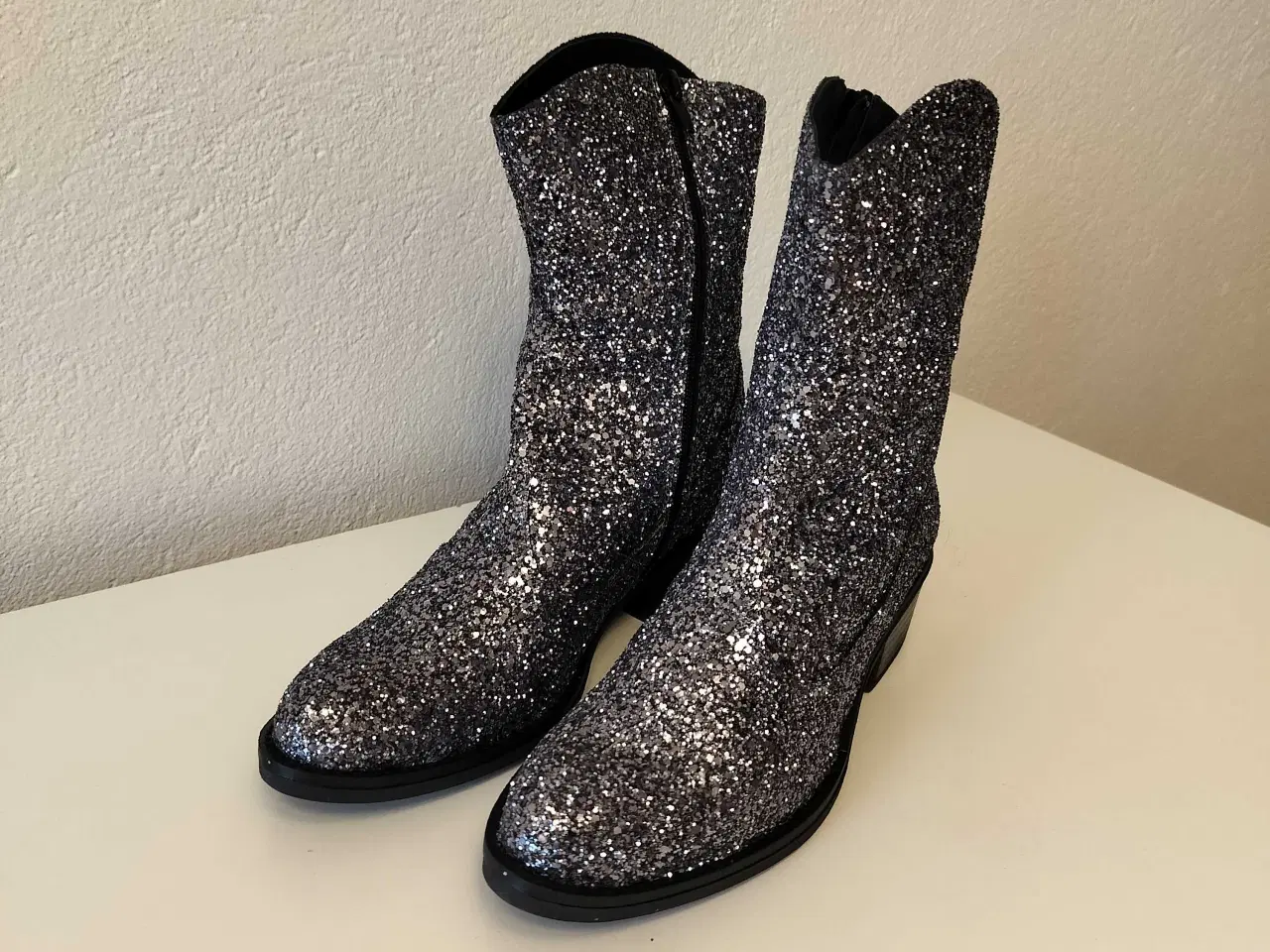 Billede 1 - Tim og Simonsen støvler