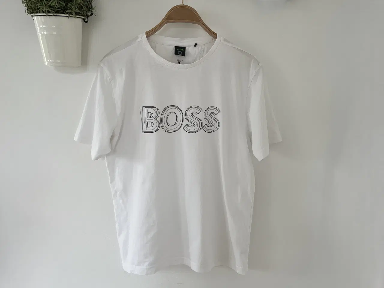 Billede 1 - T-Shirt, Hugo Boss, Str L