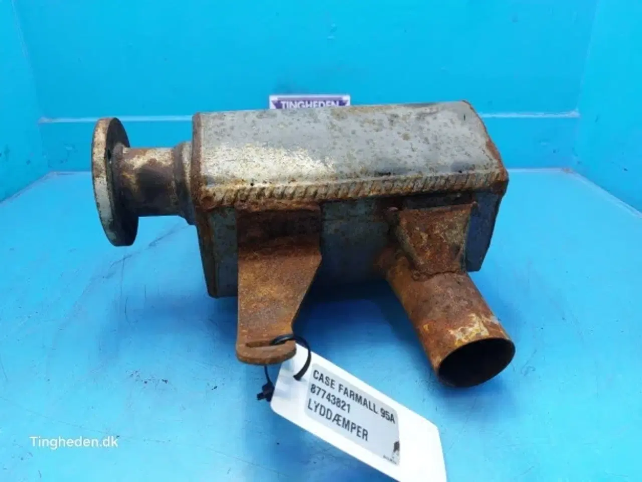 Billede 13 - Case Farmall 95A Lyddæmper 87743821