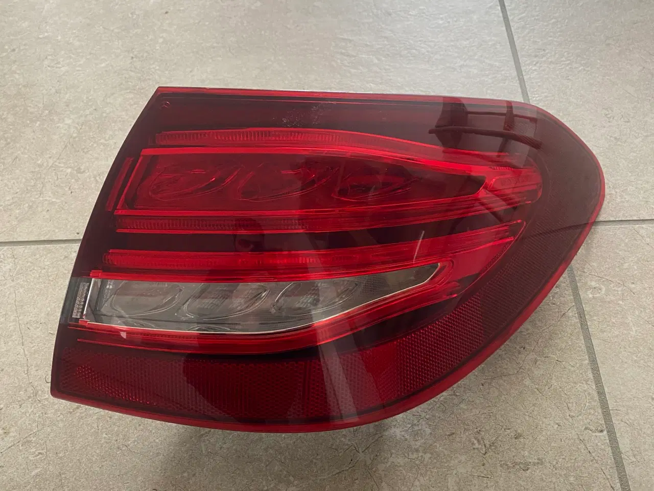 Billede 6 - Orginale S205 Mercedes baglygte med Led