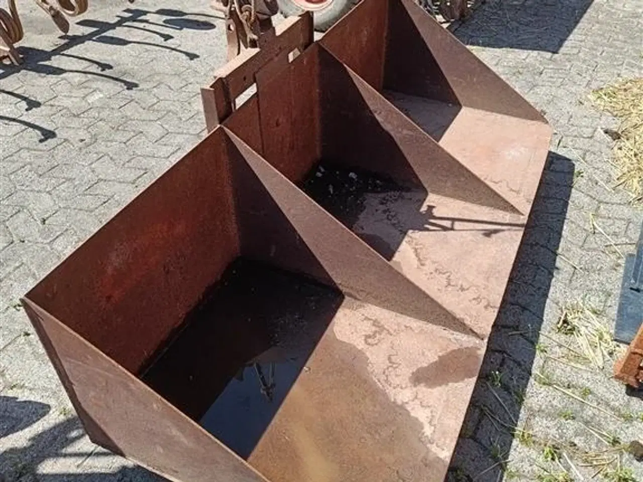 Billede 2 - - - - Bagtipskovl ca. 2 meter
