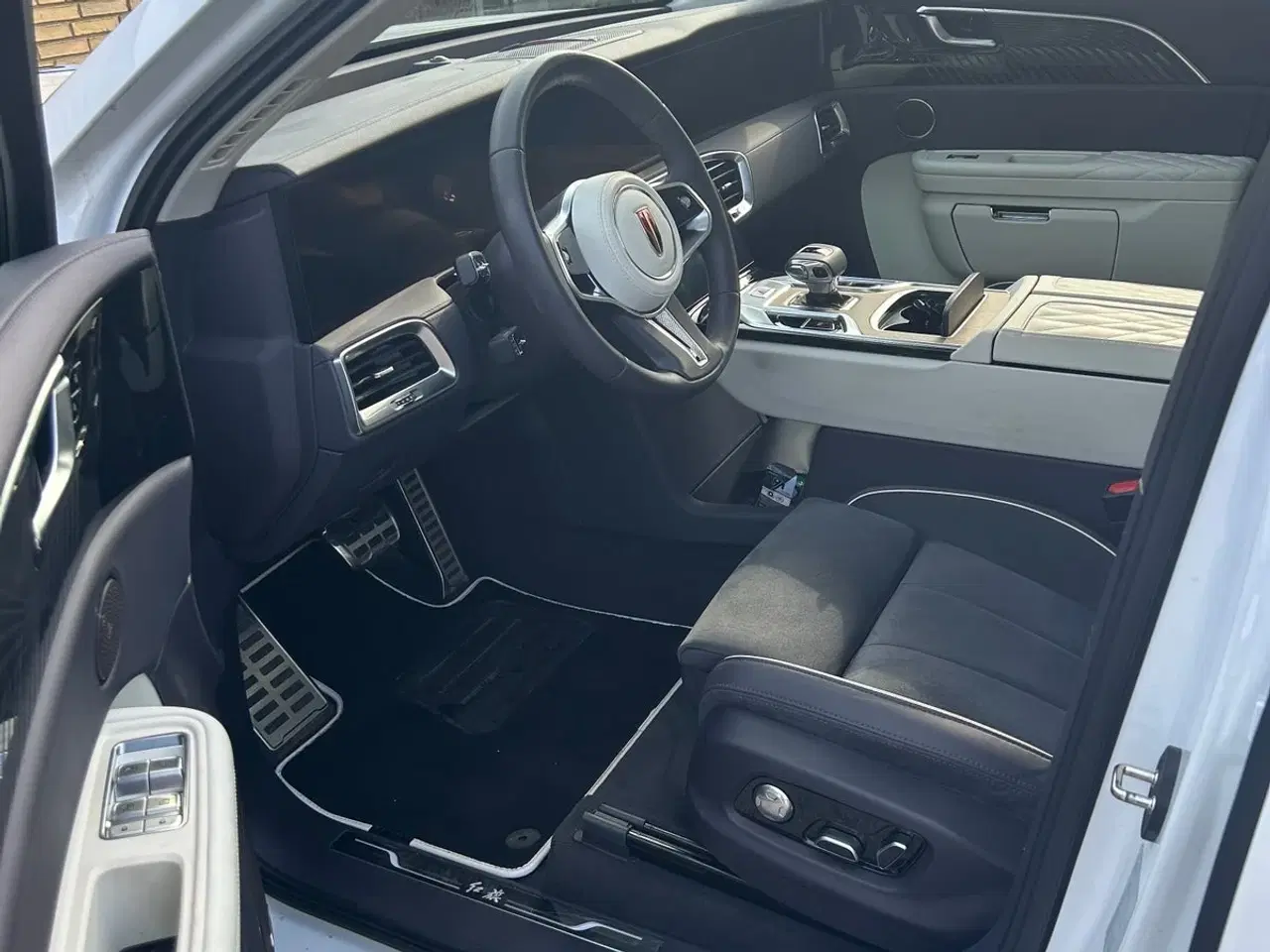 Billede 6 - Hongqi E-HS9 84 Comfort